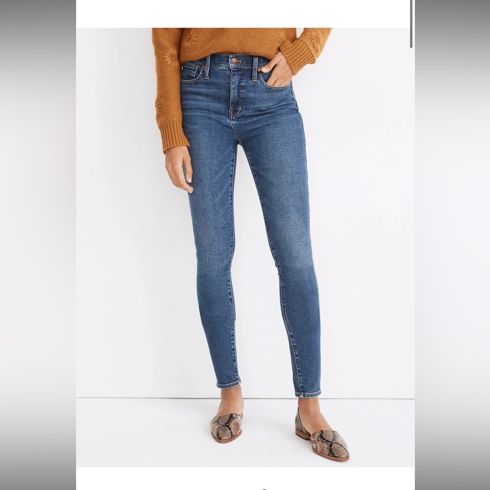 Madewell - Petite 10" High-Rise Skinny Jeans in Wendover Wash-Size 23P - Picture 4 of 12